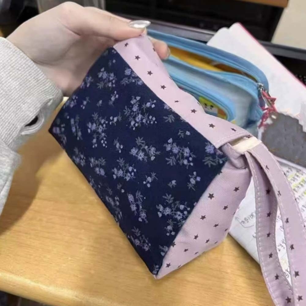 The Korean Lifestyle - Paarse print bloemen make-up tas ster